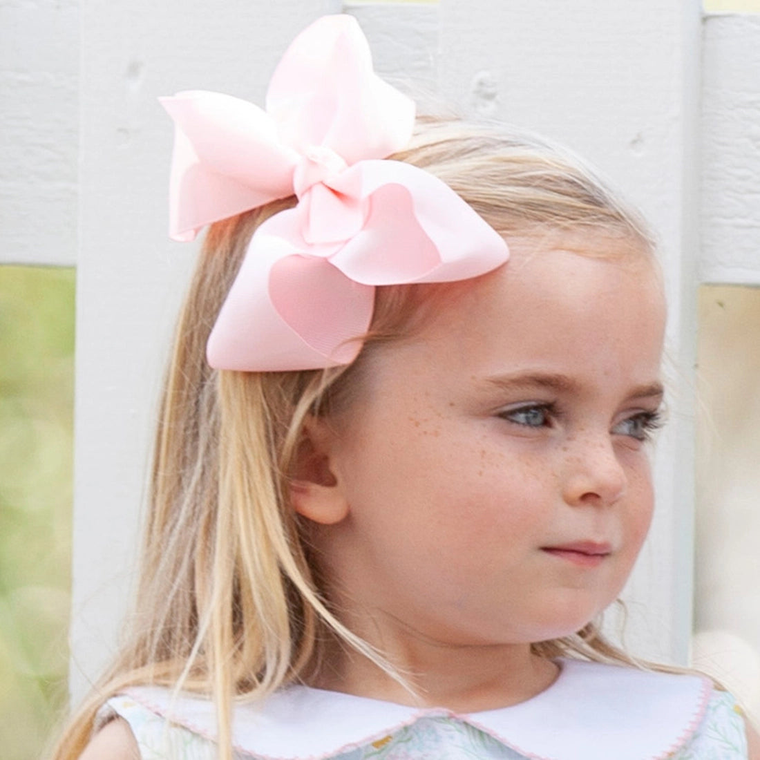 Blush Biggie Bow