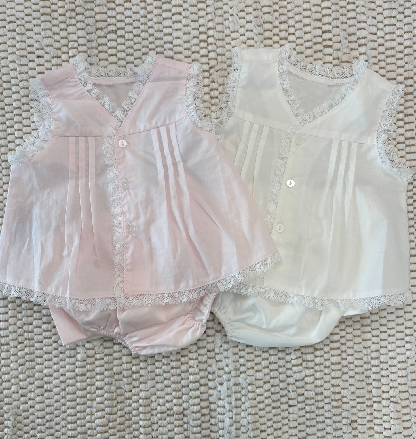 Dylan Diaper Set in White