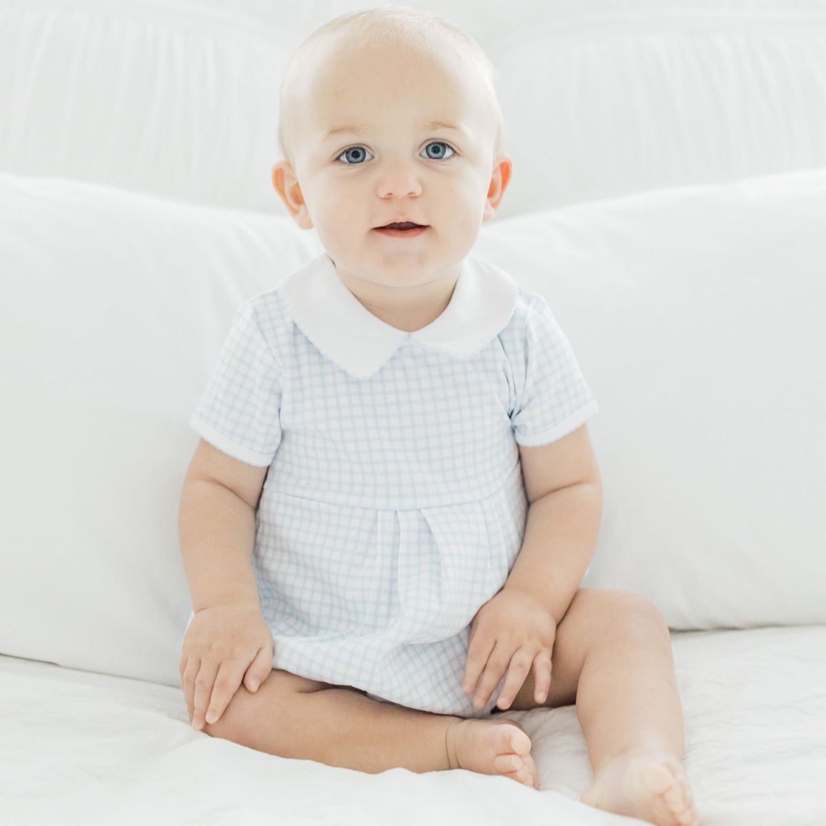 Peek-A-Boo Wishes Collared Bubble in Blue