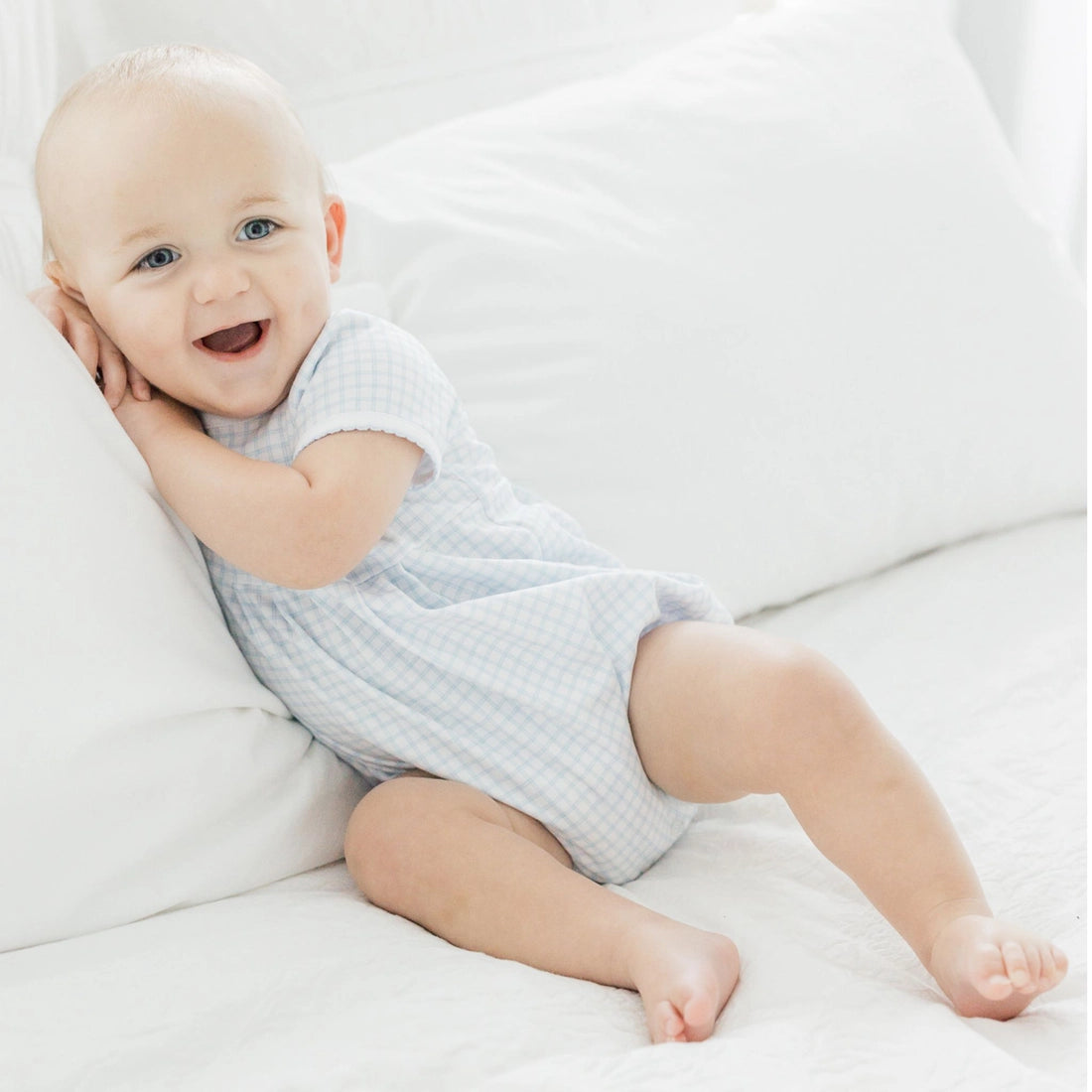 Peek-A-Boo Wishes Light Blue Bubble